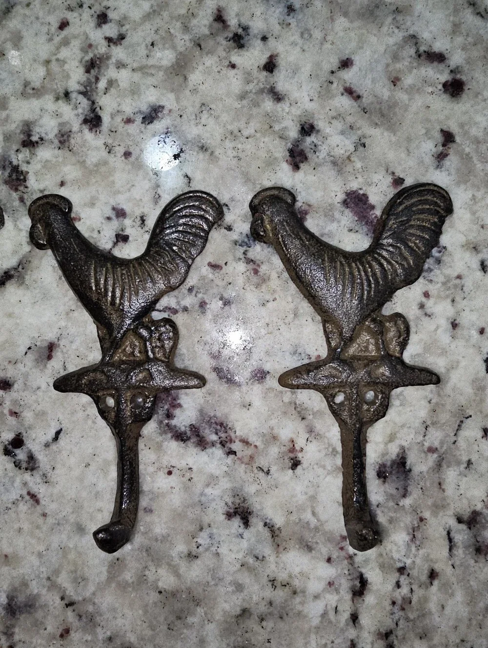 Set Of 4 Cast Iron Rooster Wall Hooks - Unpainted